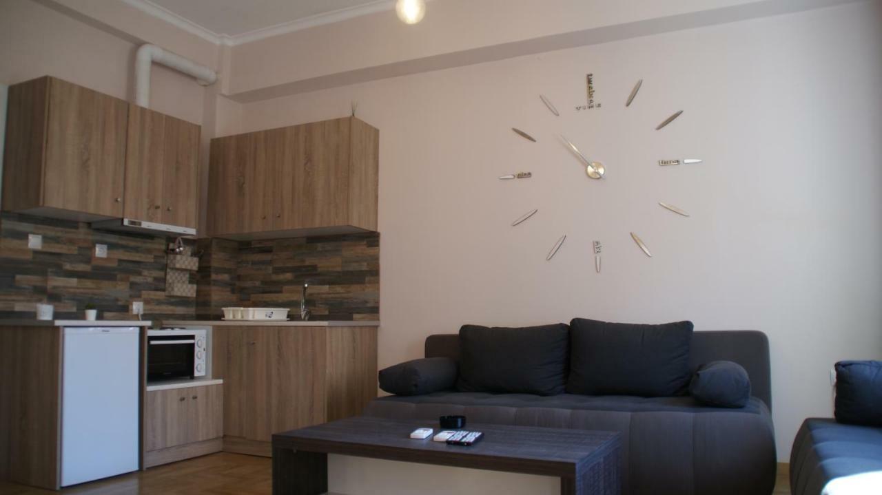 The Victoria Square Exceptional Apartments เอเธนส์ ภายนอก รูปภาพ