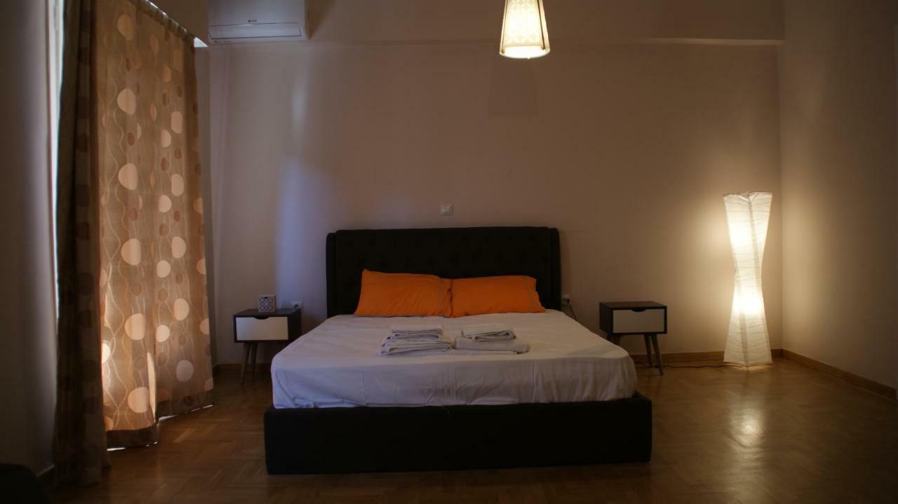 The Victoria Square Exceptional Apartments เอเธนส์ ภายนอก รูปภาพ